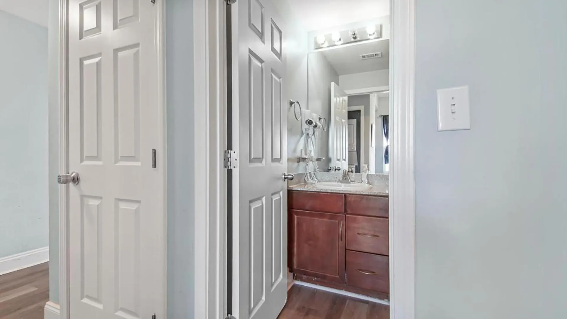 Laketown Wharf 1608 By Emerald Coast Retreats Panama City Beach 0*,  United States