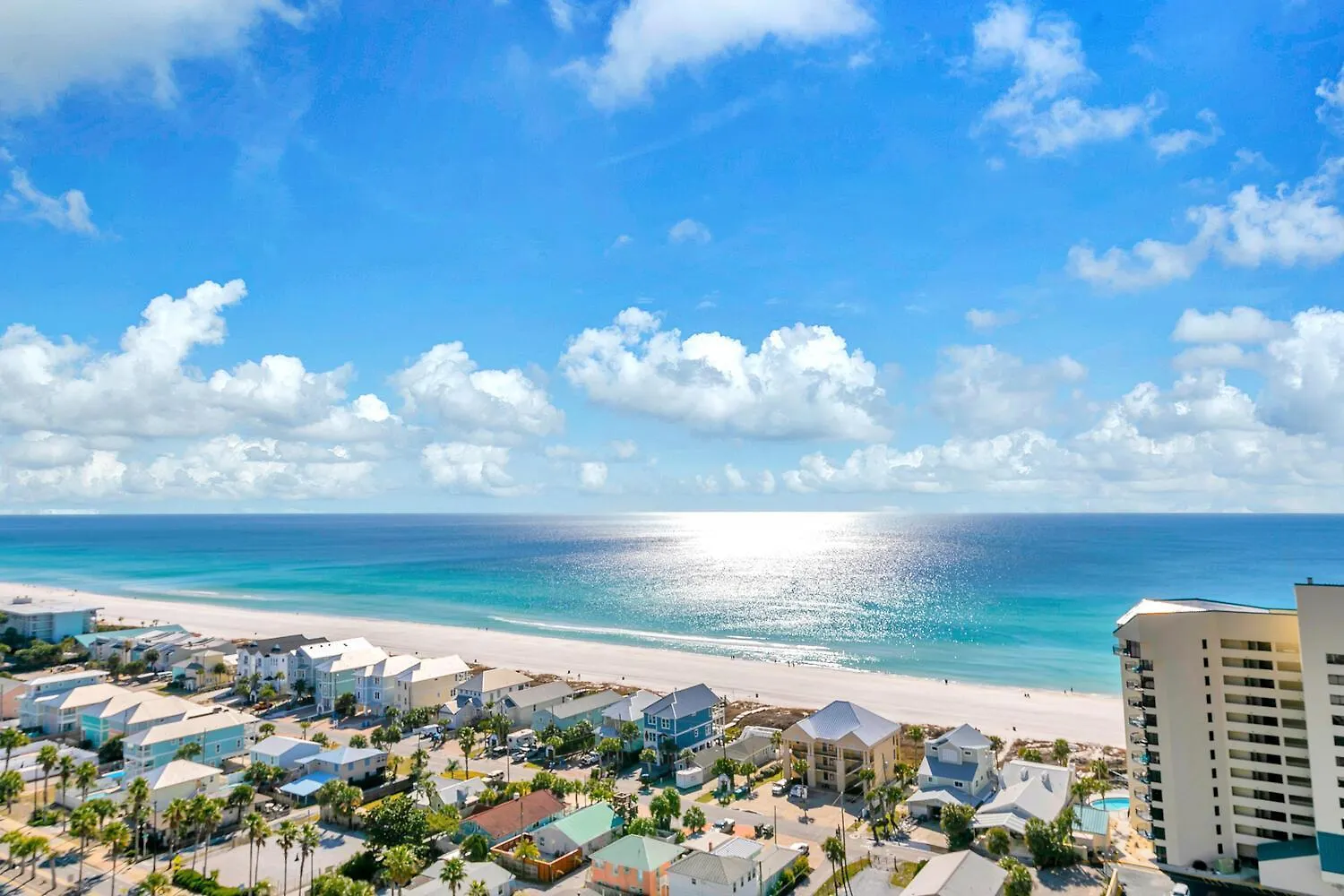 Laketown Wharf 1608 By Emerald Coast Retreats Panama City Beach